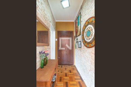 Hall de Entrada de apartamento à venda com 2 quartos, 70m² em Farroupilha, Porto Alegre