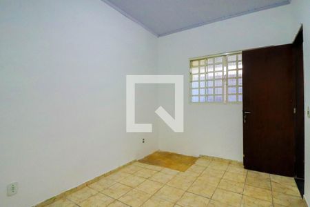 Quarto 1 de casa para alugar com 4 quartos, 170m² em Recanto das Emas, Brasília