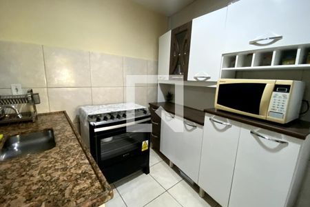 Cozinha de apartamento para alugar com 2 quartos, 54m² em Parque Centenario, Duque de Caxias