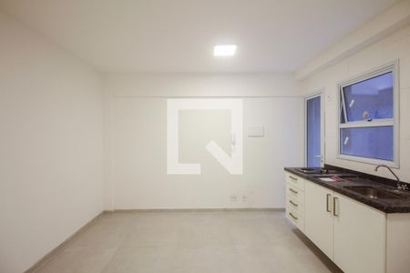 Studio/Quarto e Cozinha  de kitnet/studio para alugar com 0 quarto, 22m² em São Lucas, São Paulo