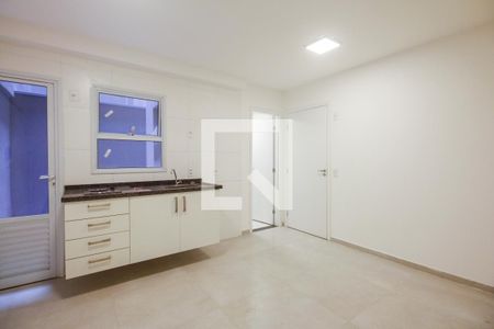 Studio/Quarto e Cozinha  de kitnet/studio para alugar com 0 quarto, 22m² em São Lucas, São Paulo