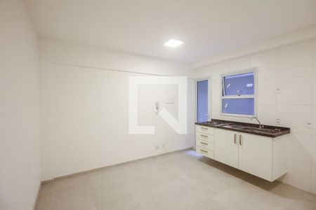 Studio/Quarto e Cozinha  de kitnet/studio para alugar com 0 quarto, 22m² em São Lucas, São Paulo