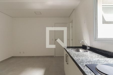 Studio/Quarto e Cozinha  de kitnet/studio para alugar com 1 quarto, 19m² em São Lucas, São Paulo