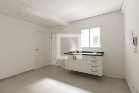 Studio/Quarto e Cozinha  de kitnet/studio para alugar com 1 quarto, 19m² em São Lucas, São Paulo