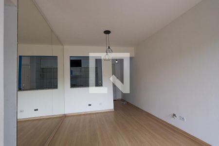 Sala de apartamento para alugar com 2 quartos, 56m² em Parque Rincão, Cotia