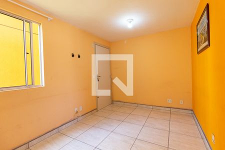 Sala de apartamento para alugar com 2 quartos, 48m² em Sítio Cercado, Curitiba