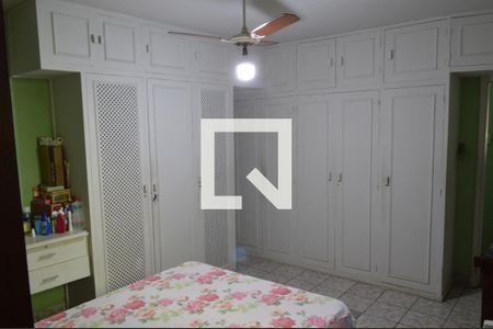 Quarto  de casa para alugar com 3 quartos, 200m² em Taquara, Rio de Janeiro