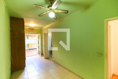 Quarto 2 de casa para alugar com 2 quartos, 150m² em Super Quadra Morumbi, São Paulo