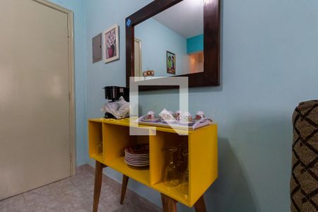 Detalhe da sala de apartamento para alugar com 1 quarto, 52m² em Aviação, Praia Grande