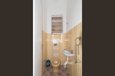 Casa para alugar com 180m², 2 quartos e 2 vagas Casa para alugar com 180m², 2 quartos e 2 vagasLavabo - Garagem