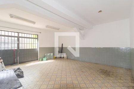 Casa para alugar com 180m², 2 quartos e 2 vagas Casa para alugar com 180m², 2 quartos e 2 vagasGaragem