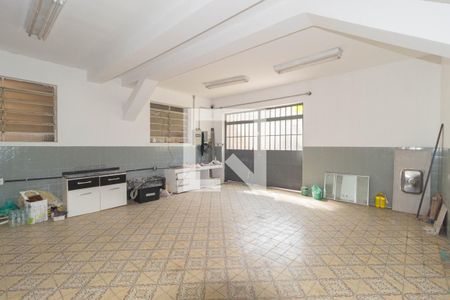 Casa para alugar com 180m², 2 quartos e 2 vagas Casa para alugar com 180m², 2 quartos e 2 vagasGaragem
