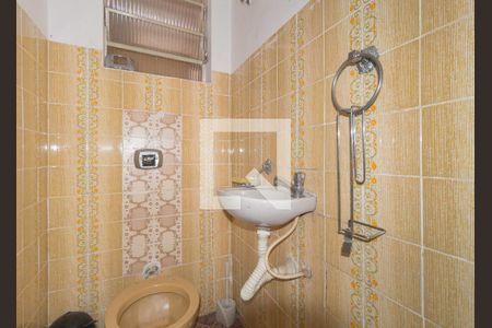 Casa para alugar com 180m², 2 quartos e 2 vagas Casa para alugar com 180m², 2 quartos e 2 vagasLavabo - Garagem