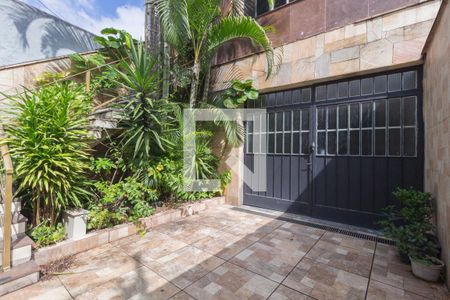 Casa para alugar com 180m², 2 quartos e 2 vagas Casa para alugar com 180m², 2 quartos e 2 vagasGaragem