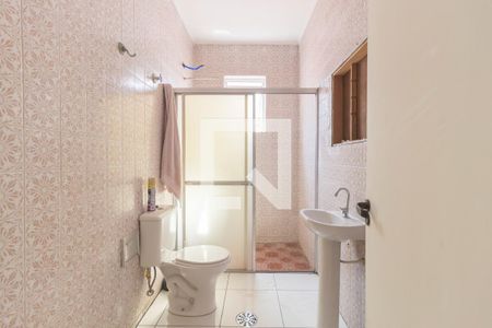 Casa para alugar com 180m², 2 quartos e 2 vagas Casa para alugar com 180m², 2 quartos e 2 vagasBanheiro