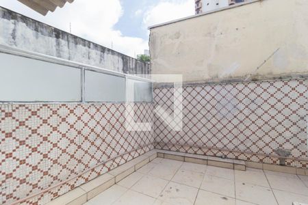 Casa para alugar com 180m², 2 quartos e 2 vagas Casa para alugar com 180m², 2 quartos e 2 vagasÁrea de Serviço