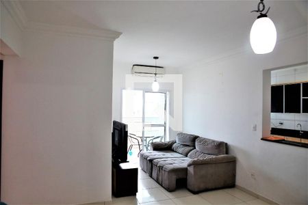 Sala de apartamento para alugar com 2 quartos, 80m² em Guilhermina, Praia Grande