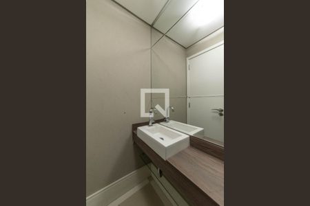 Lavabo de apartamento para alugar com 3 quartos, 103m² em Vila Gumercindo, São Paulo