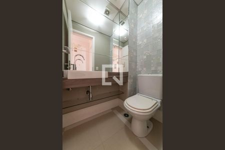 Lavabo de apartamento para alugar com 3 quartos, 103m² em Vila Gumercindo, São Paulo