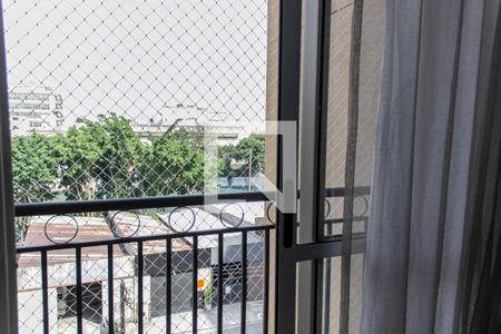 Sacada de apartamento à venda com 2 quartos, 47m² em Vila Arcádia, São Paulo
