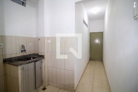 Cozinha de kitnet/studio para alugar com 1 quarto, 23m² em Praça da Bandeira, Rio de Janeiro