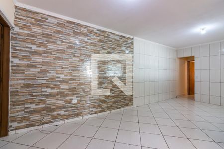 Sala  de casa para alugar com 2 quartos, 90m² em Km 18, Osasco