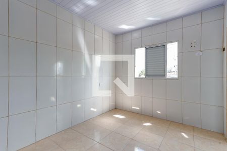 Quarto de casa à venda com 1 quarto, 40m² em Vila Nova Galvão, São Paulo