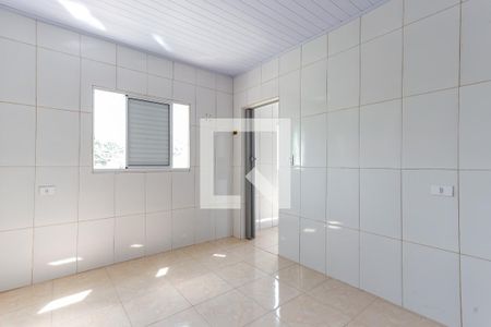 Quarto de casa à venda com 1 quarto, 40m² em Vila Nova Galvão, São Paulo