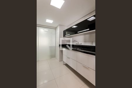 Cozinha de apartamento à venda com 2 quartos, 87m² em Passo D&#8217;areia, Porto Alegre