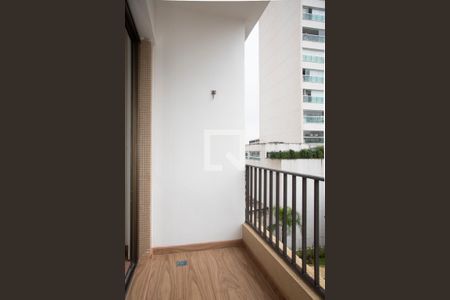 Varanda da Sala de apartamento à venda com 2 quartos, 70m² em Jardim Aeroporto, São Paulo