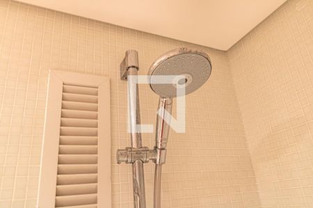 Apartamento à venda com 70m², 2 quartos e 1 vaga Apartamento à venda com 70m², 2 quartos e 1 vagaBanheiro Social