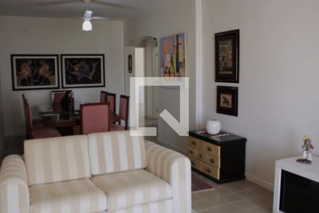 Sala de TV de apartamento para alugar com 1 quarto, 145m² em Barra Funda, Guarujá