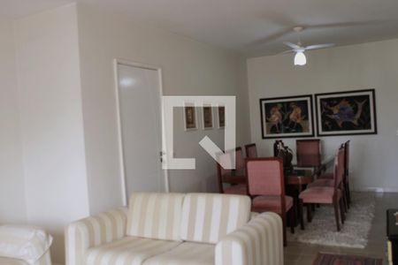 Sala de TV de apartamento para alugar com 1 quarto, 145m² em Barra Funda, Guarujá