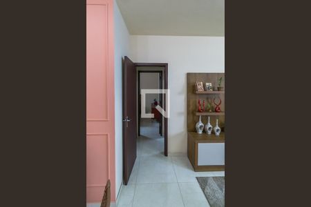 Sala  de apartamento à venda com 2 quartos, 75m² em Olaria, Rio de Janeiro