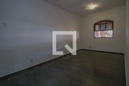 Quarto 2 de casa à venda com 2 quartos, 179m² em Taquara, Rio de Janeiro