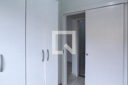 Quarto 1 de apartamento para alugar com 2 quartos, 60m² em Cascadura, Rio de Janeiro