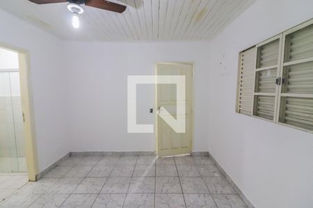 Quarto 1 Suite de casa para alugar com 2 quartos, 80m² em Jardim Santos Dumont, São Paulo