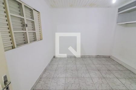 Quarto 1 Suite de casa para alugar com 2 quartos, 80m² em Jardim Santos Dumont, São Paulo