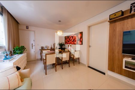 Sala  de apartamento à venda com 3 quartos, 78m² em Grajaú, Belo Horizonte