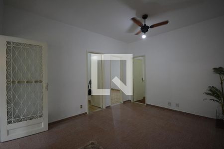 Sala de casa à venda com 2 quartos, 150m² em Irajá, Rio de Janeiro