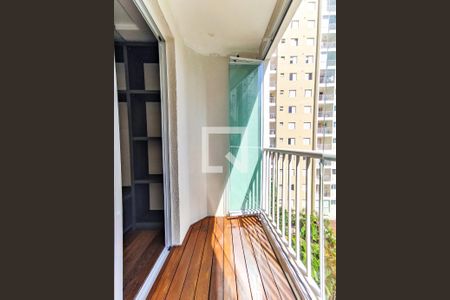 Varanda de apartamento para alugar com 2 quartos, 48m² em Parque Reboucas, São Paulo