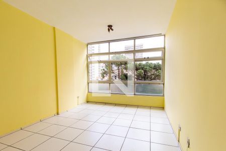 Studio de kitnet/studio para alugar com 1 quarto, 40m² em Centro, Curitiba