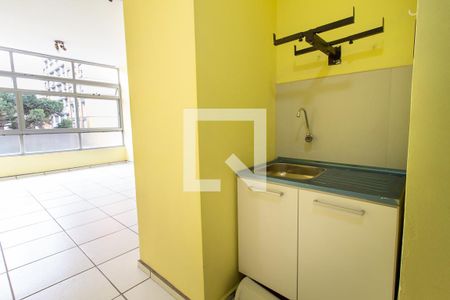 Detalhe de kitnet/studio para alugar com 1 quarto, 40m² em Centro, Curitiba