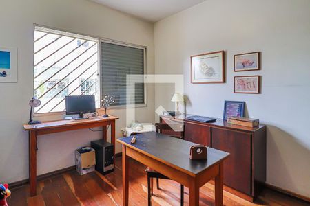 Quarto 1 de apartamento à venda com 4 quartos, 150m² em Santo Antônio, Belo Horizonte