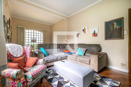 Sala íntima de casa à venda com 3 quartos, 360m² em Sumaré, São Paulo