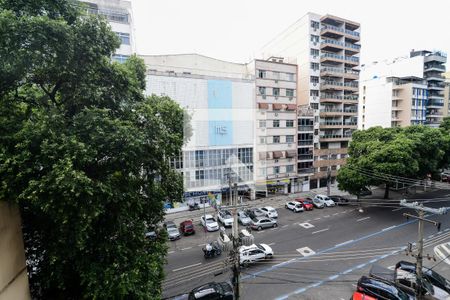 Vista do Sala/Quarto de kitnet/studio à venda com 1 quarto, 48m² em Tijuca , Rio de Janeiro