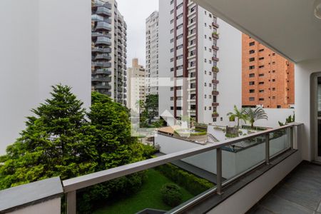 Varanda Sala 1 de apartamento à venda com 3 quartos, 230m² em Indianópolis, São Paulo