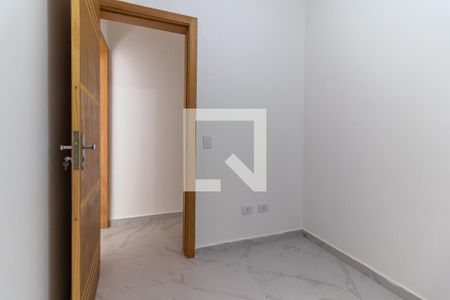 Quarto 2 de apartamento para alugar com 2 quartos, 50m² em Jardim Lageado, São Paulo