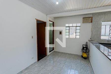 Sala de casa para alugar com 2 quartos, 50m² em Vila Carolina, São Paulo