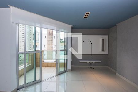 Sala de apartamento para alugar com 1 quarto, 67m² em Vale do Sereno, Nova Lima